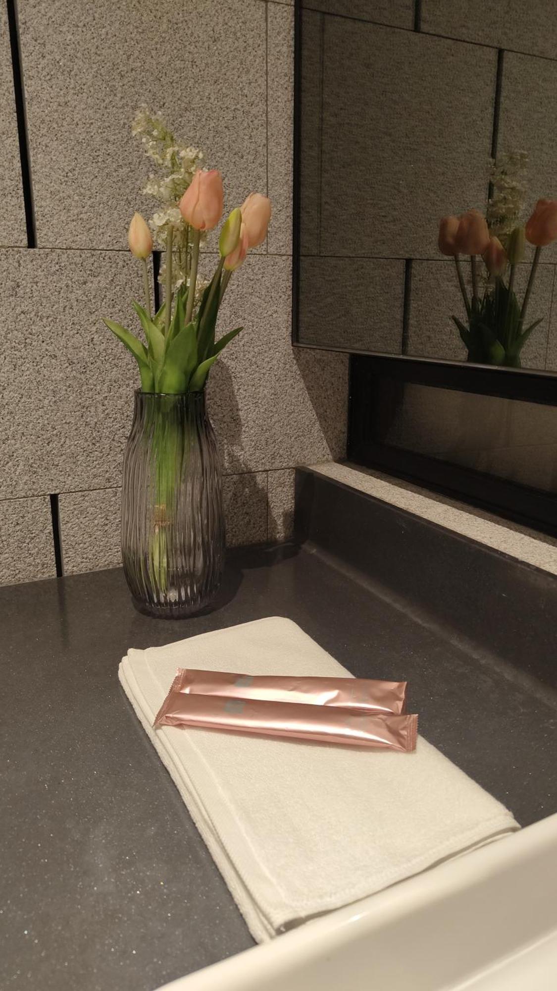 Scarletz Suites Klcc By Deko Kuala Lumpur Szoba fotó
